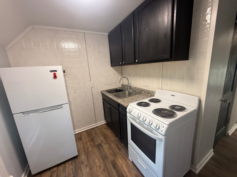 Photo - 303 Courtland St Unit 3