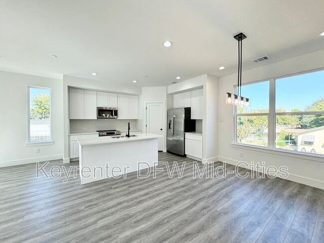 Photo - 7302 Uloho Wy