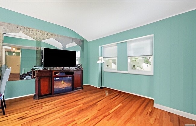 Photo - 1707 Manatuck Blvd