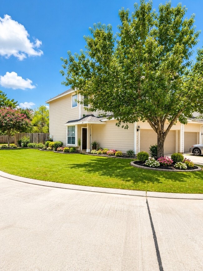 Photo - 17242 Oakwood Chase Dr