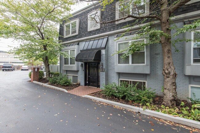 Photo - 125 Forest Ave Townhome