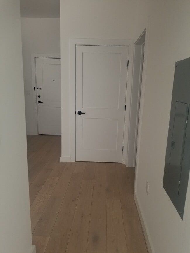 Photo - 425 3rd St Unit 205