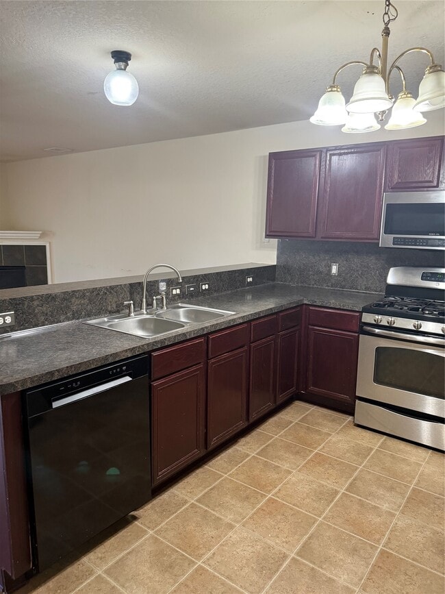 Photo - 1330 Reedpoint Dr