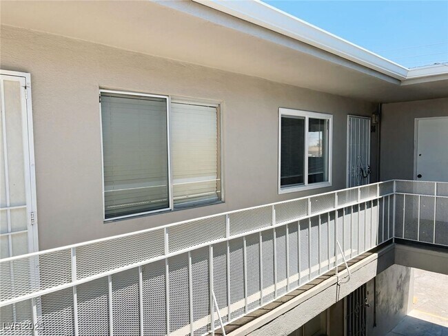 Building Photo - 212 Orland St Unit 36 Rental