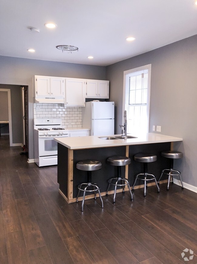 Building Photo - 3114 Orleans Ave Rental