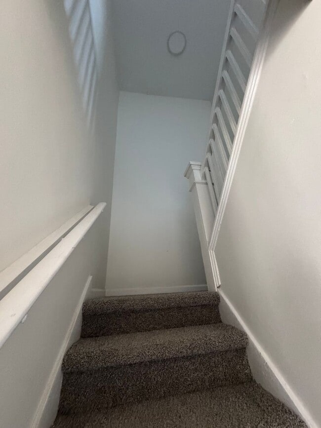 Photo - 3 Bedroom. Fully remodeled,  Close to I-77... Unit East Broad Street 236