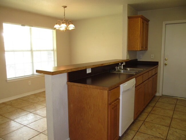 Photo - 160 Satch Dr
