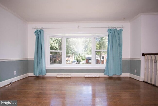 Photo - 115 Woodland Rd