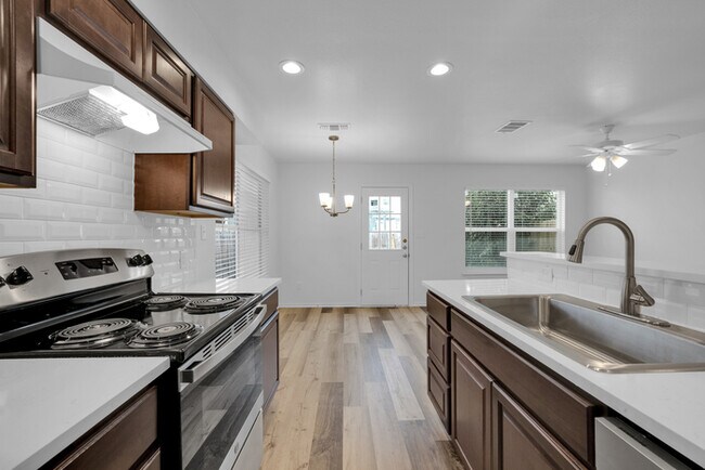 Photo - 9927 Bilbrook Pl