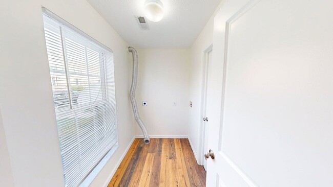 Photo - 5288 Royal Arch Cascade Dr