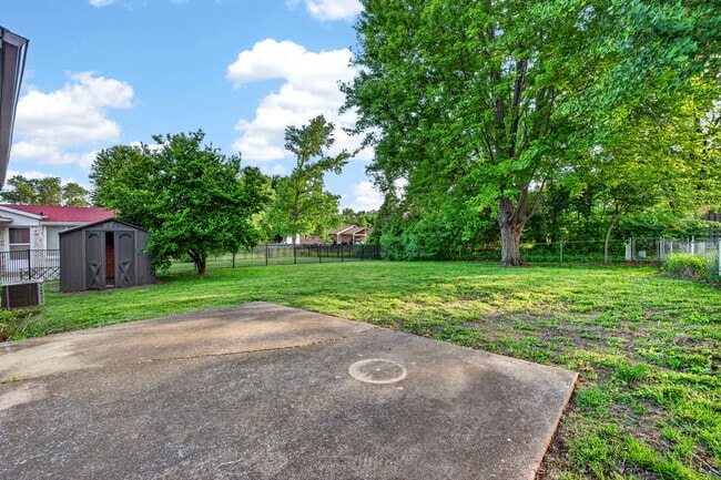 Photo - 2246 Bensonhurst Dr