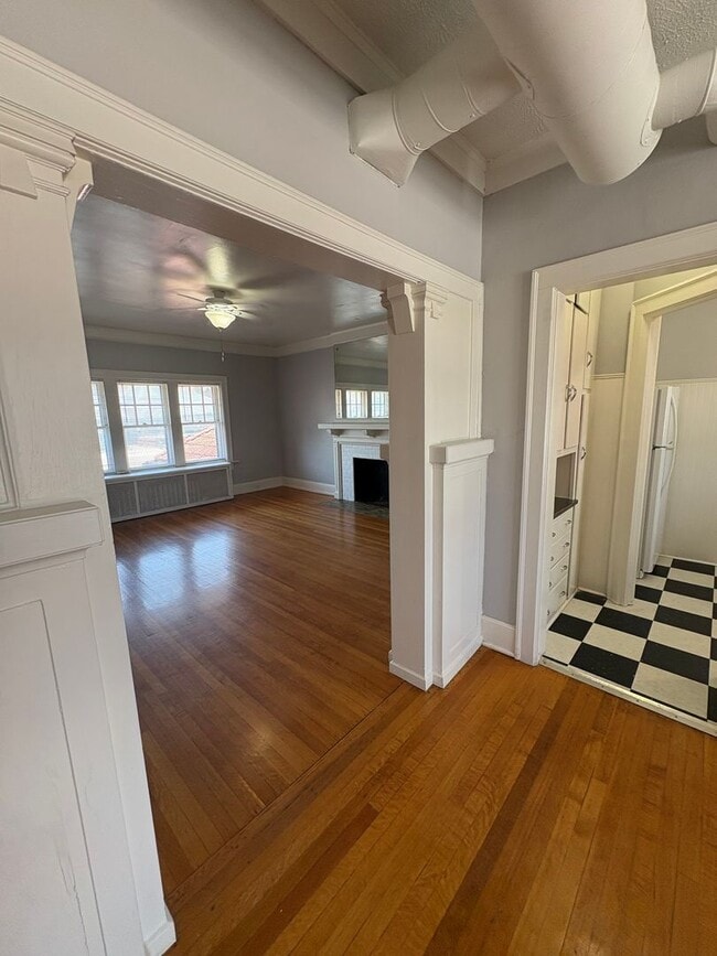 Photo - 307 S 39th St Unit #9