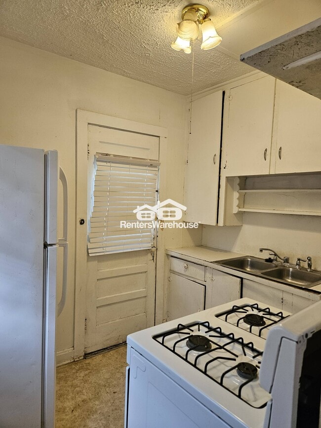 Photo - 1525 32nd St