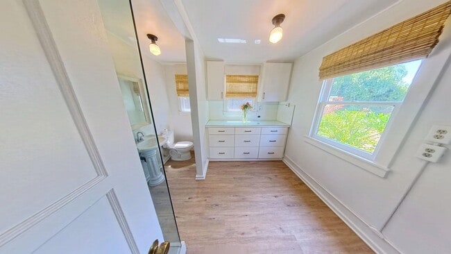 630 Beverly Dr Unit Studio