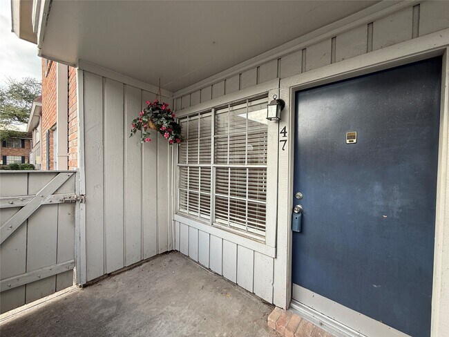 Photo - 2250 Bering Dr Unit 47