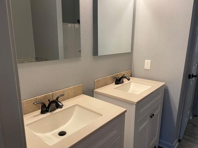 Photo - 3 bedroom plus a bonus room 2 bath PTISD