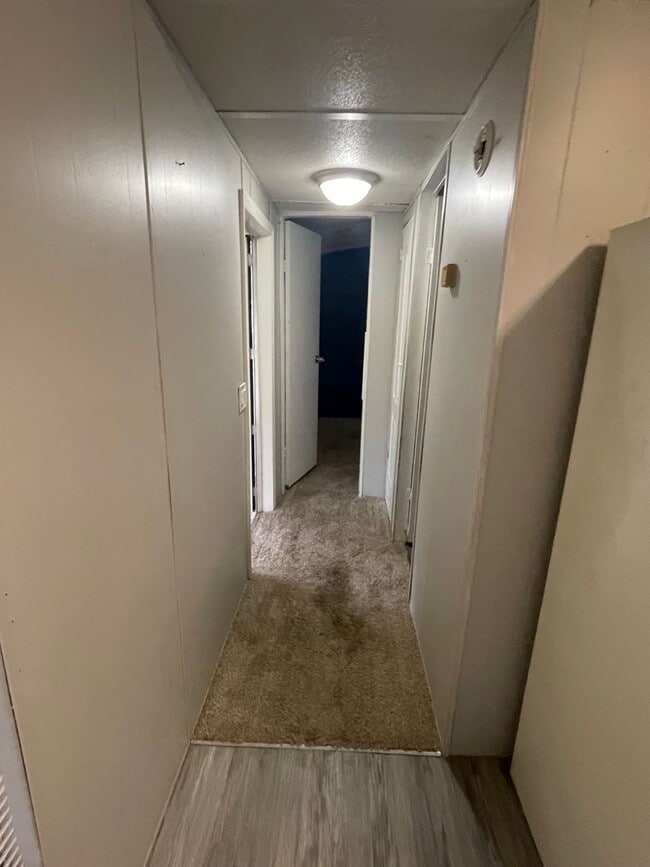 Photo - 1 Bedroom 1 Bath Mobile in Park Unit #13