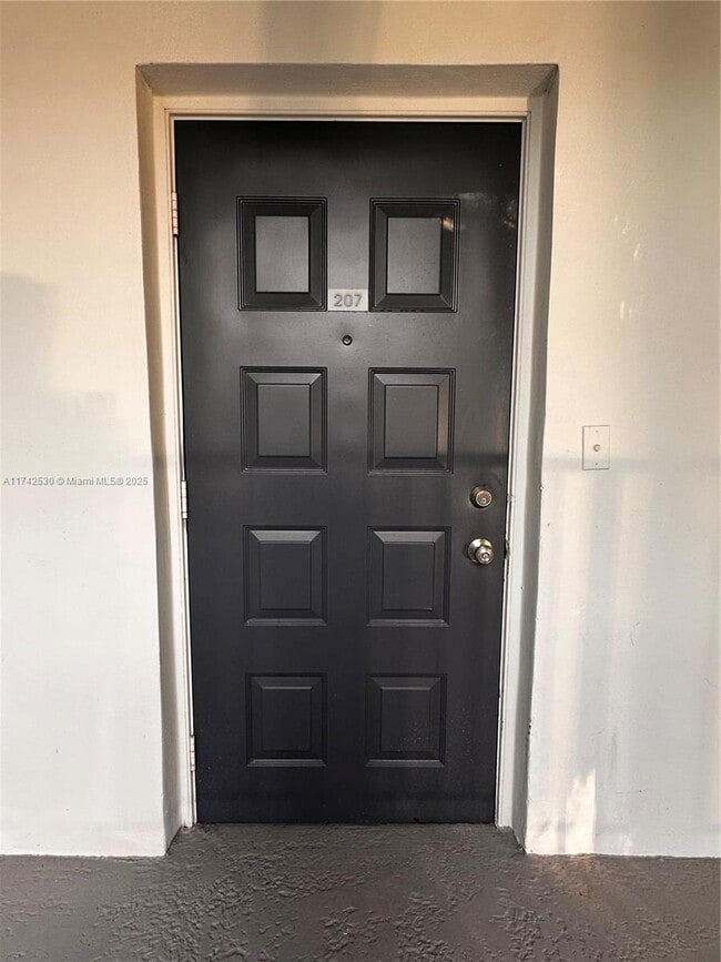 Photo - 4261 W Palm Aire Dr Unit 207