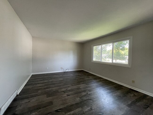 Photo - 7508 Elm Dr