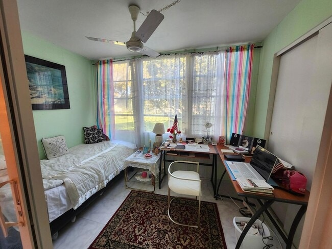 Photo - 2400 NE 1st Ln Unit 2060