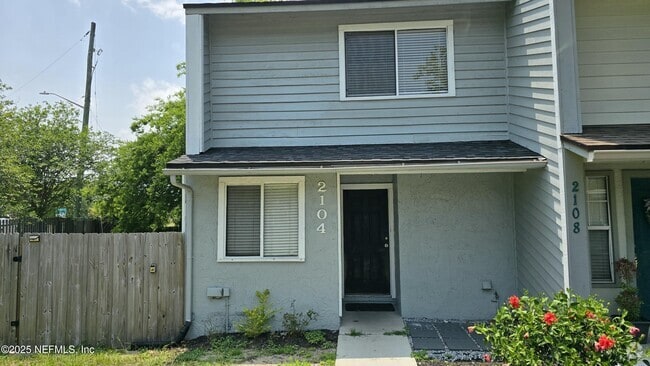 Building Photo - 2104 Dunes Way Dr W Rental