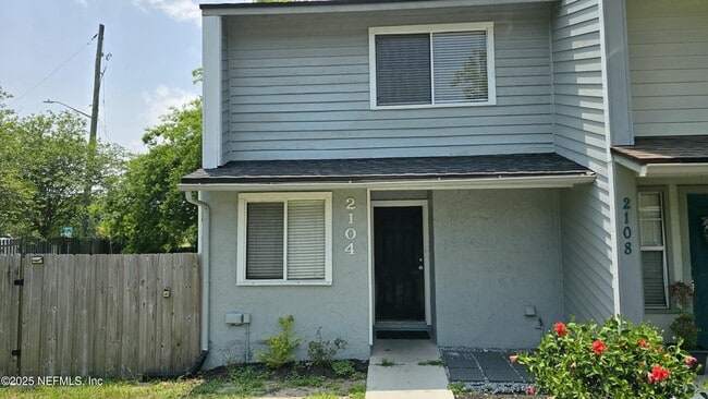 Building Photo - 2104 Dunes Way Dr W Rental