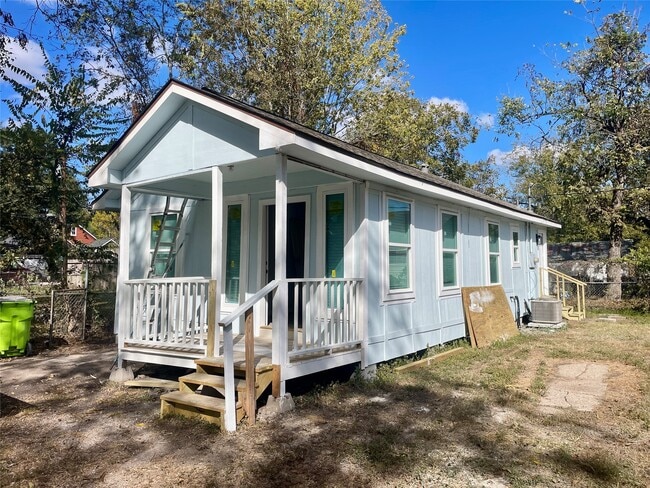 Photo - 504 N 8th St