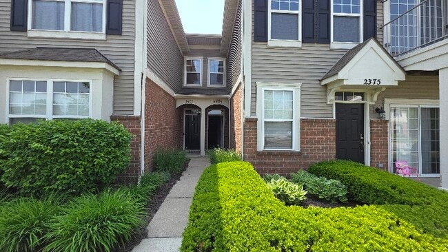 Building Photo - 2393 Arcadia Dr