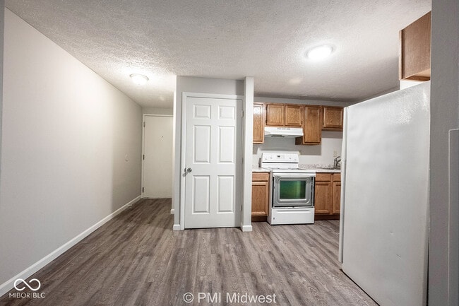 Photo - 3736 N Meridian St Condo Unit 4