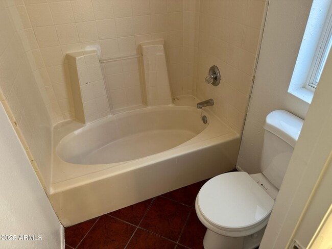 Photo - 9988 W Devonshire Ave