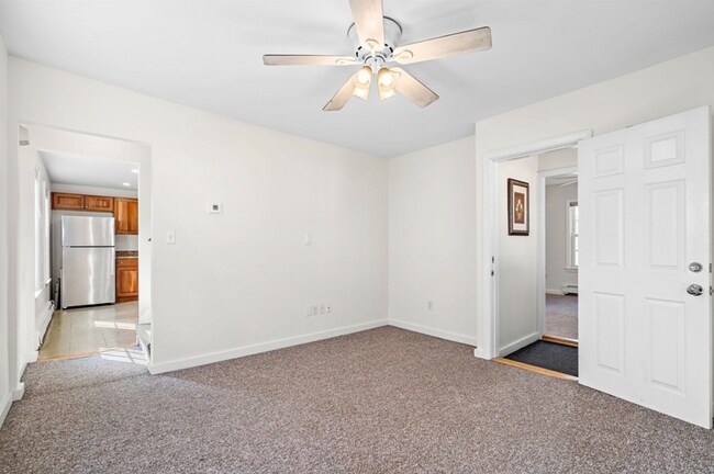 Photo - 62 Thomas St
