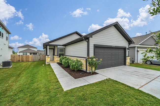 Building Photo - 6802 Tiznow Ln