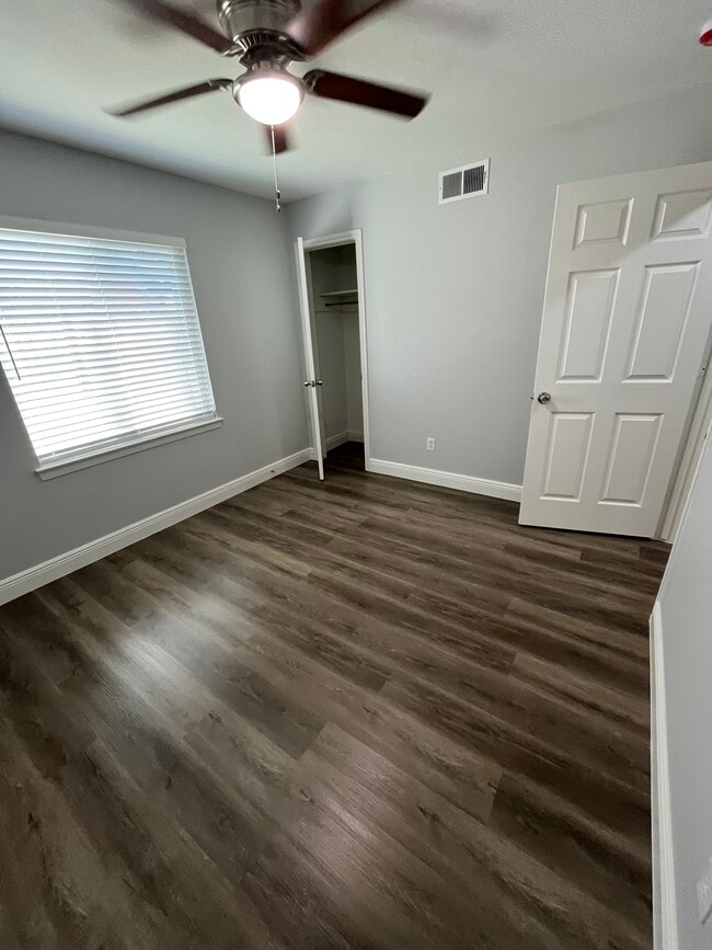 Photo - 3730 Tam O Shanter Dr