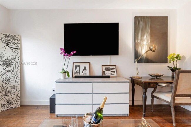 Photo - 1050 Pennsylvania Ave Unit 29