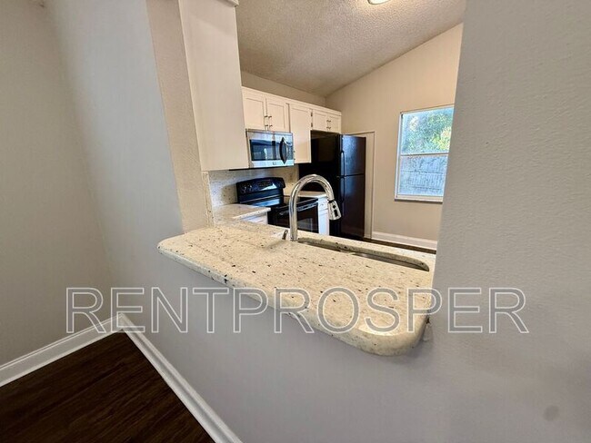 Photo - 9503 Rosewalk Ct