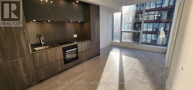 Photo - 35 Mercer St Unit 3809