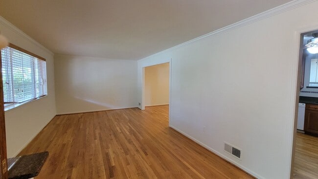 Photo - Spacious 4 Bed 3 Bath Home With Fully Fenc...