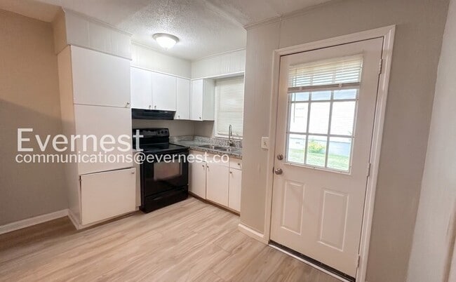 Photo - 2109 29th Ave