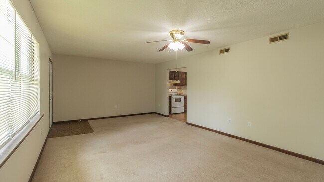 613-615 Pear Tree Circle