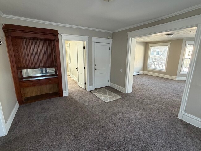 Photo - 220 E Racine St