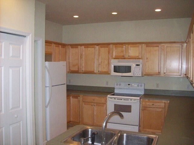 Photo - 5025 Hampton Ridge Ave