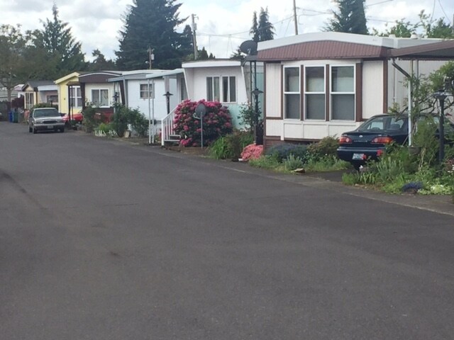 Photo - Viking Mobile Home Park