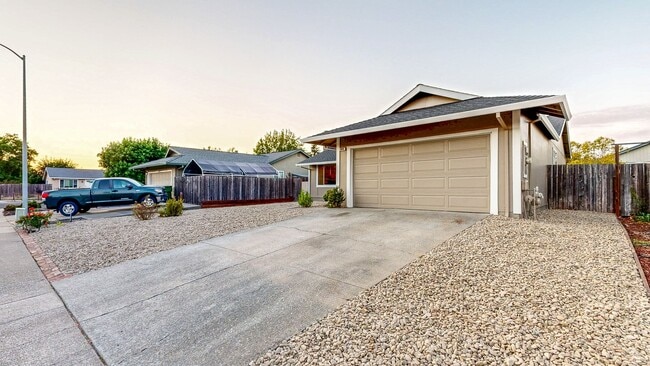 Photo - Bright 4 Bedroom 2 Full Bathroom Home with...