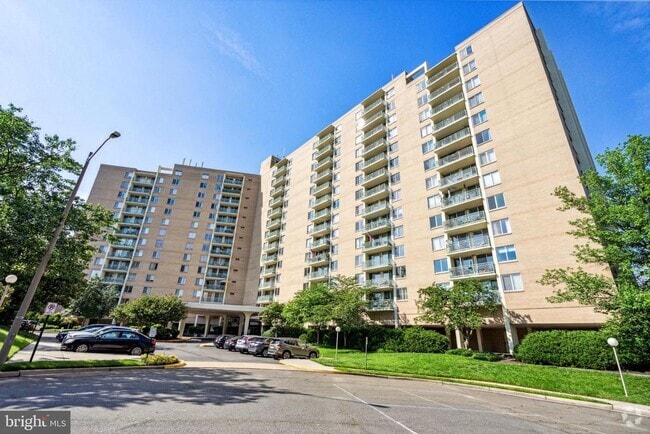 Building Photo - 501 Slaters Ln Unit 1222 Rental