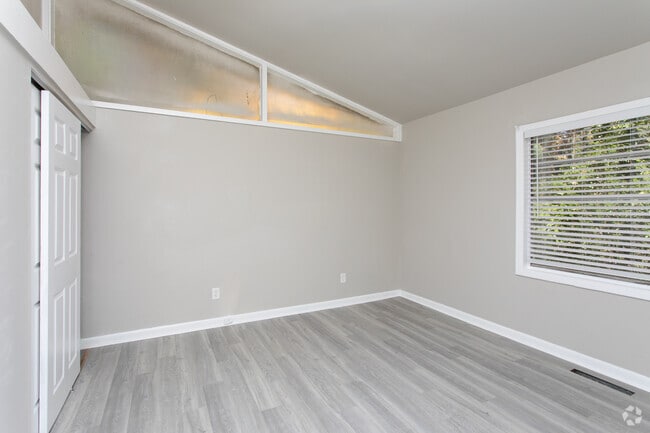 2HAB, 2BA - 1400SF - Cove at Ridgewood