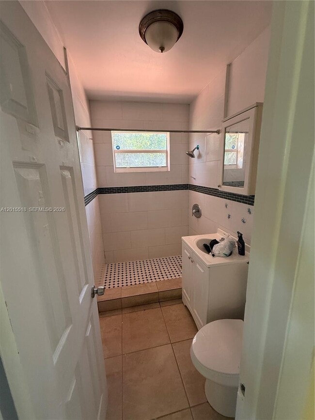 Photo - 16 NW 169th St Unit 2