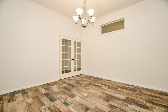 Photo - 835 Victoria Lakes Dr