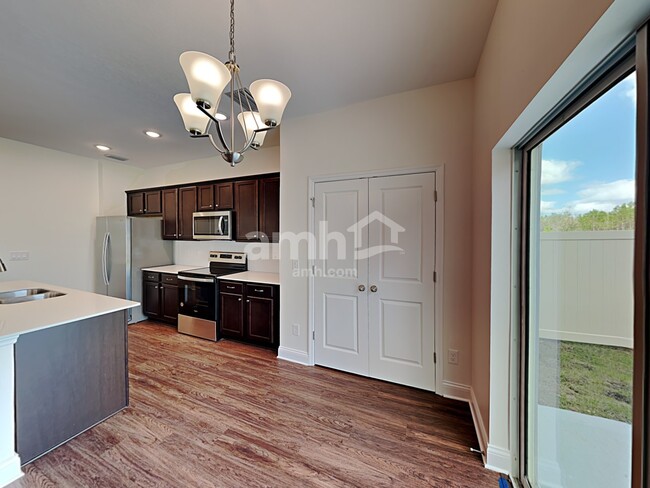 Photo - 6014 Little Blf Cir