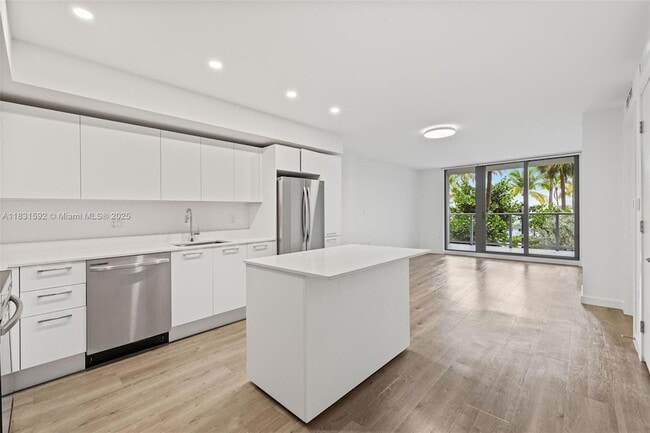 Building Photo - 1500 Bay Rd Unit N-0103 Rental