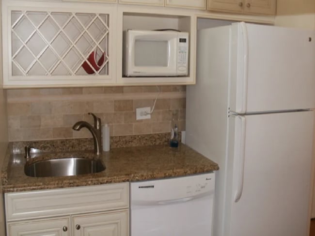 Photo - 280 Rector Pl Unit 1J